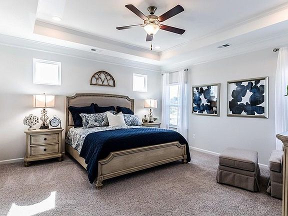 5th image of 340 Kings Ct SE #11