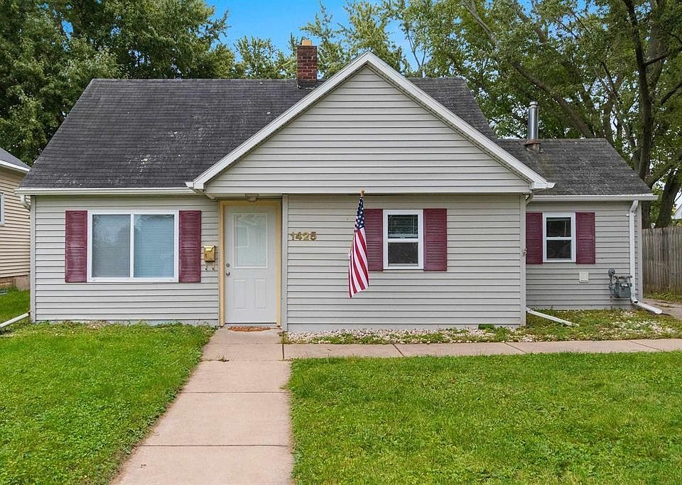 1st image of 1425 Clark St