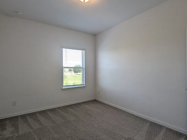 2257 Adena Springs Dr — Photo 22