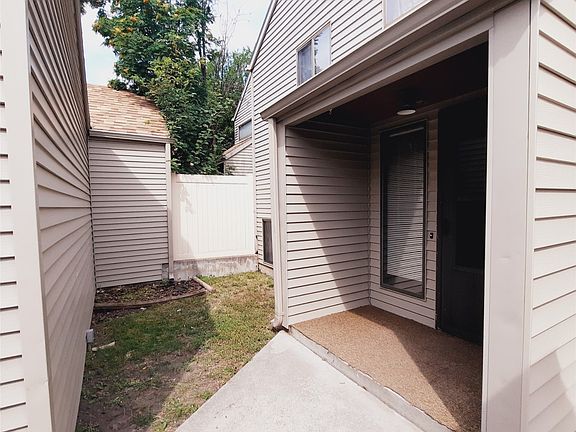 3rd image of 2340 55th St APT 16
