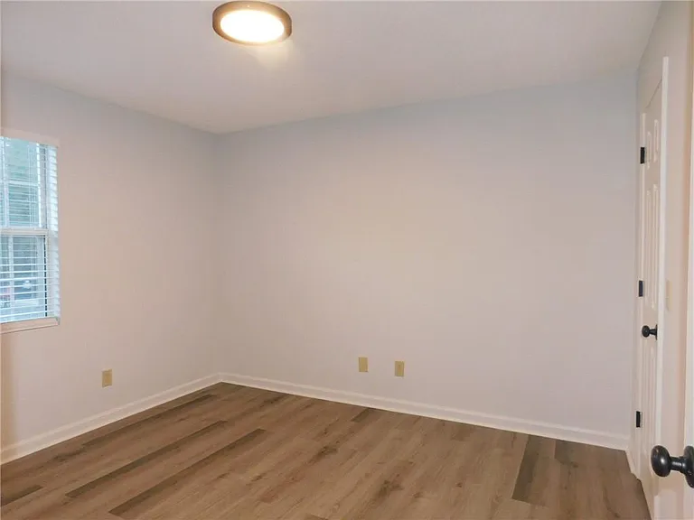 107L Rock Garden Pl — Photo 8