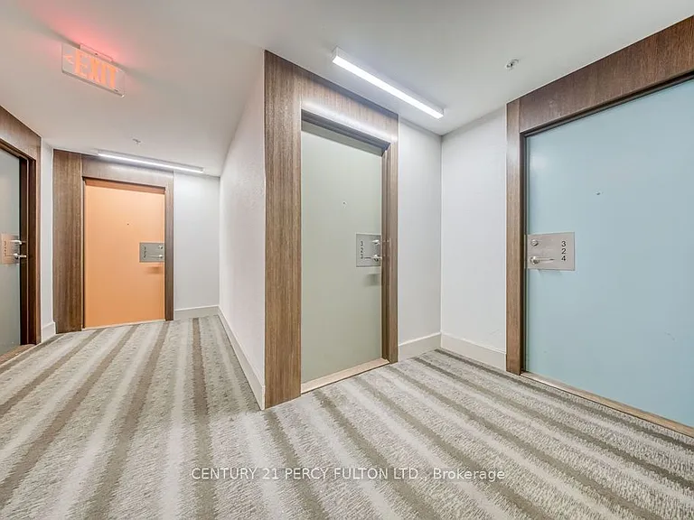 30 Nelson St #323 — Photo 4
