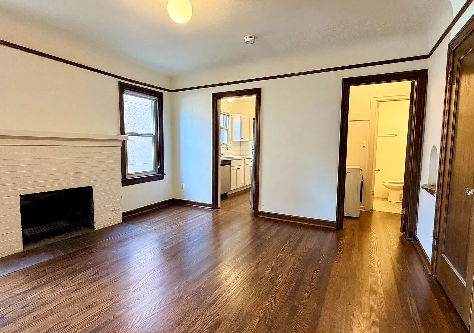 Devoe Apartments — Photo 2