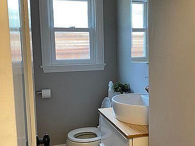 4th image of 41730 McDaniel Ave