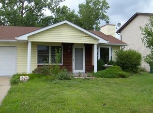 17 Gemstone Dr, Granite City, IL
