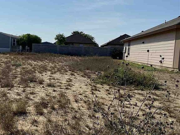 5th image of 4410 Black Buck Cir