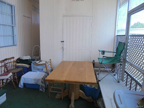 FLA ROOM