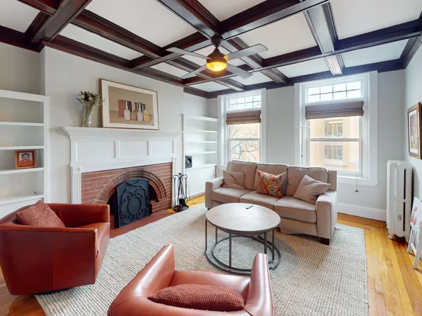 33 Westbourne Ter APT 3, Brookline, MA 02446