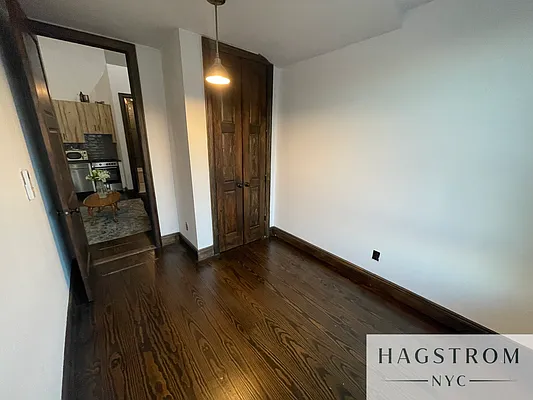 Rented by Hagstrom Management Inc | media 19