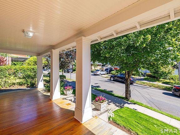 3rd image of 57 Hawthorne Avenue