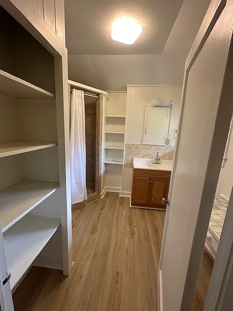 1 bed, 528 sqft, $2,000 — Photo 4
