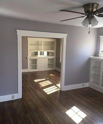 2nd image of 1120 N Willis St