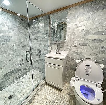 5th image of 390 2nd St APT 12
