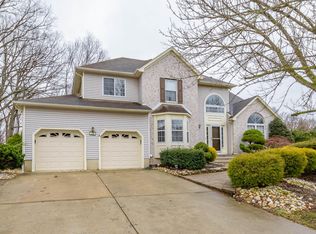 39 Trevor Pl, Matawan, NJ 07747