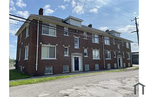 4111 Midland St #1 Photo 1