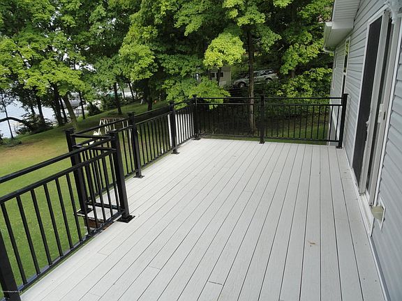 4th image of 44901 Crystal Hills Dr