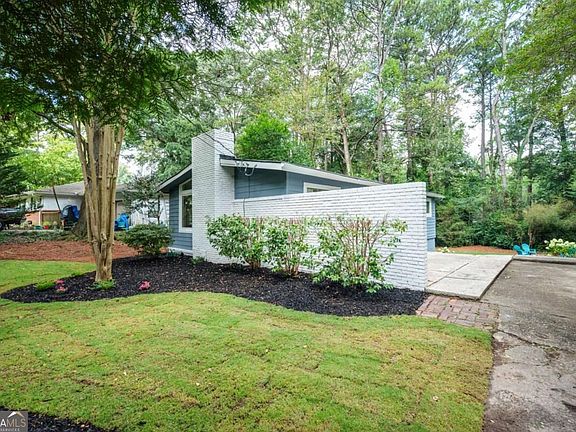 3rd image of 2672 Brook Park Way