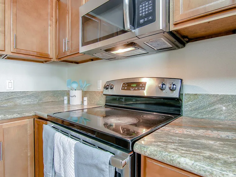 Magnolia Place Apartments — Photo 8