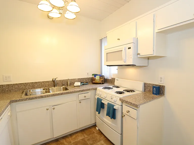 COLLINS, LLC. — Photo 33