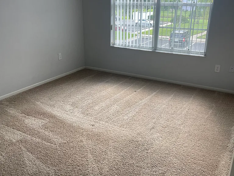 642 Kensington Lake Cir — Photo 7
