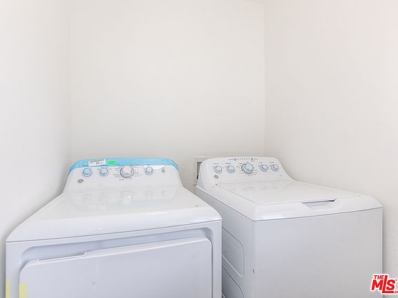 4th image of 2632 Arvia St #1