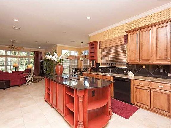 4th image of 668 Shadowmoss Cir