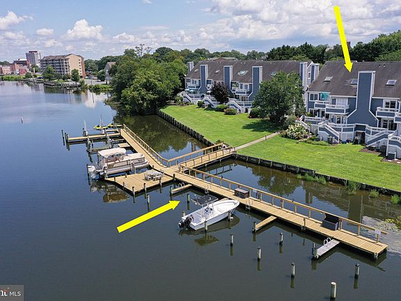 2nd image of 658 River Oak Ct #B-14