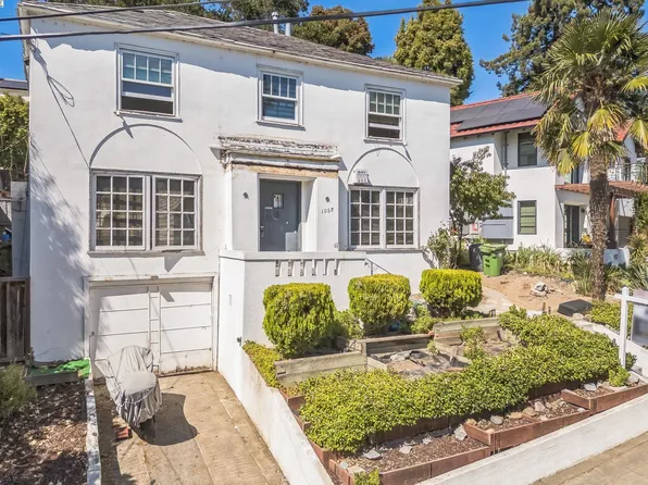 1068 Underhills Rd, Oakland, CA 94610