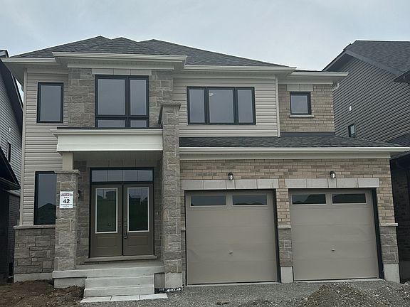 2nd image of 136 Thicketwood Ave