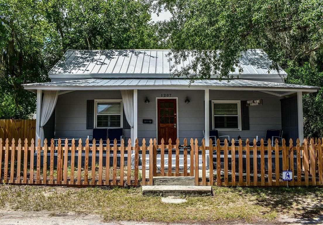 1207 Prince St, Beaufort, SC 29902 Zillow