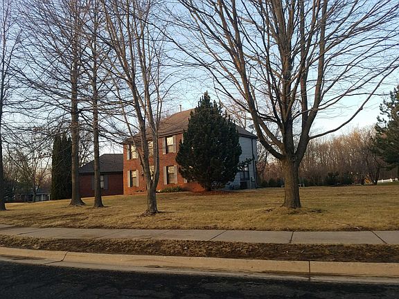 3rd image of 9828 N Townsend Dr