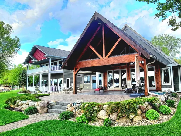 1427 N Lakeview Dr, Grenville, SD 57239