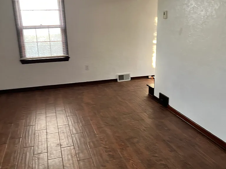 510 Lincoln Ave — Photo 6