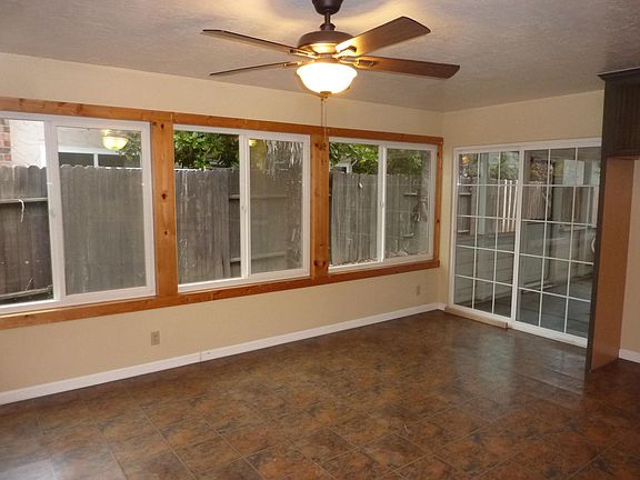 5th image of 8026 Larwin Dr
