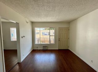 1054 N Vista St #10, Los Angeles, CA 90046
