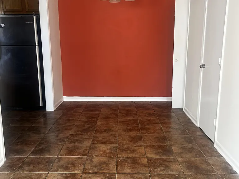 833 Harbor Bend Dr #1 — Photo 3