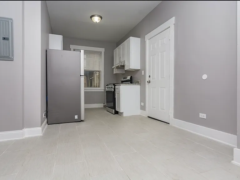 6901 S Prairie Ave — Photo 5
