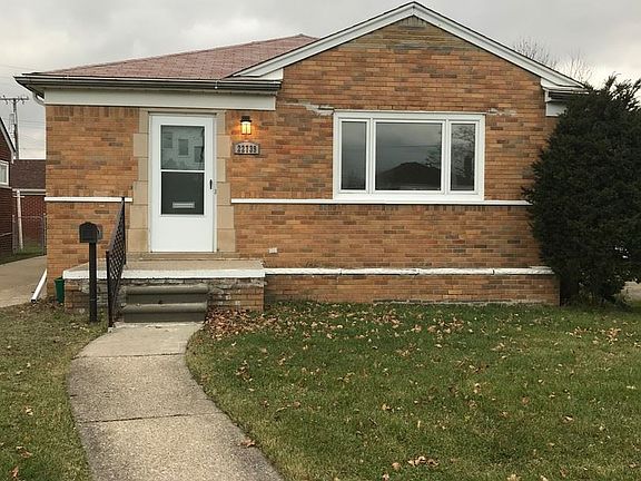 2nd image of 22739 Courtland Ave