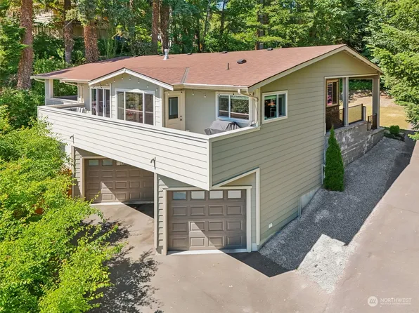 3347 NE 202nd Street, Lake Forest Park, WA 98155