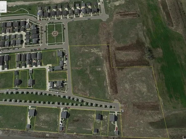 402 Mason Run Blvd, Monroe, MI 48162