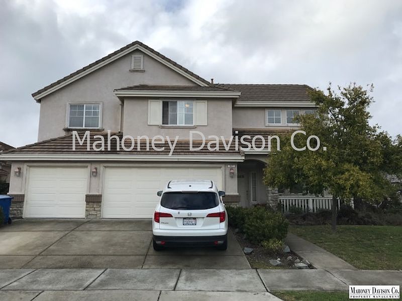 1st image of 1927 Rogers Ln