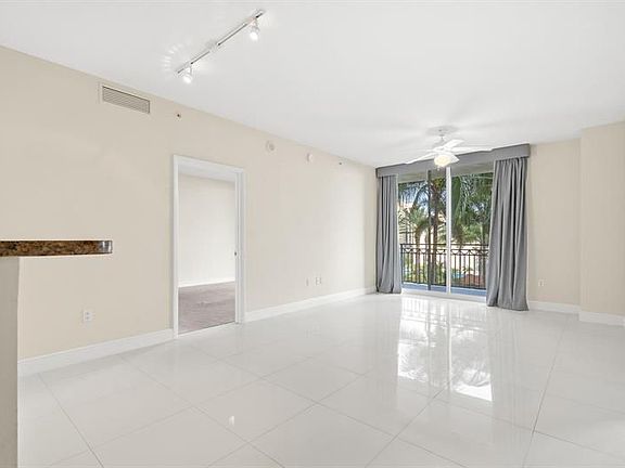 4th image of 550 Okeechobee Blvd APT 1119