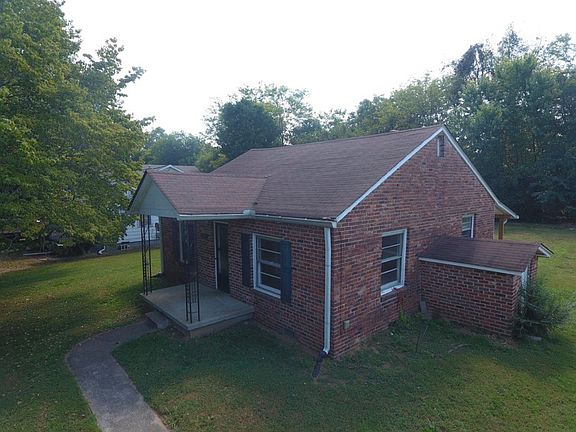 2nd image of 304 Mitchell St