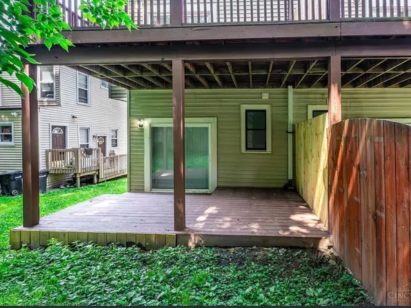 2266 Loth St, Cincinnati, OH 45219