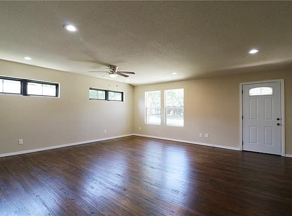 5th image of 4900 Nadine Dr