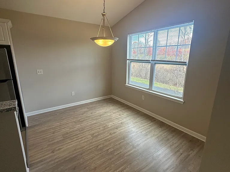 Dockside Village Apartments — Photo 75