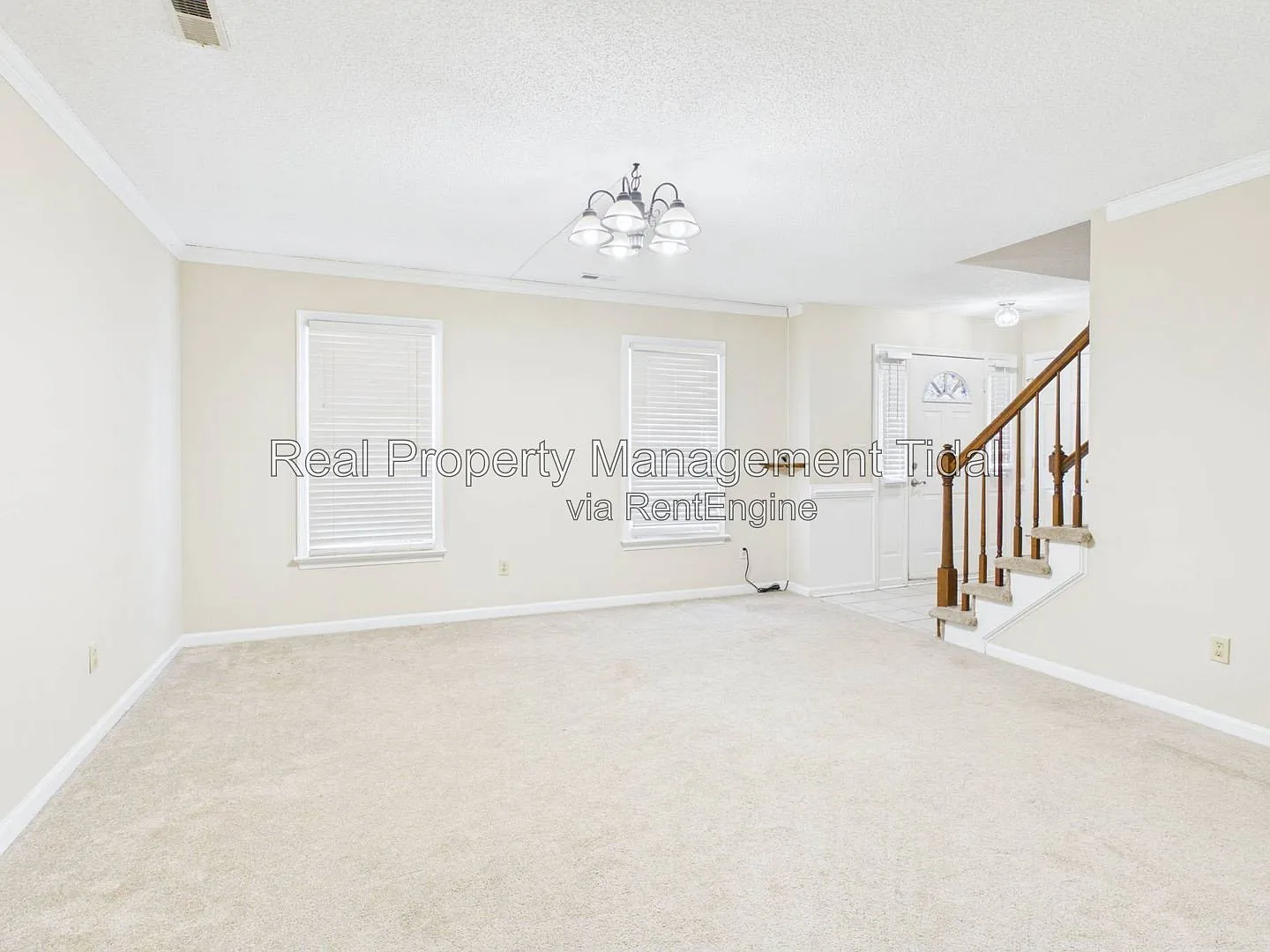 4 bed, 3.0 bath, 2390 sqft, $2,850 — Photo 4