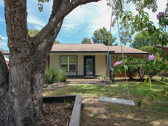 2nd image of 14461 S Oklahoma Blvd E
