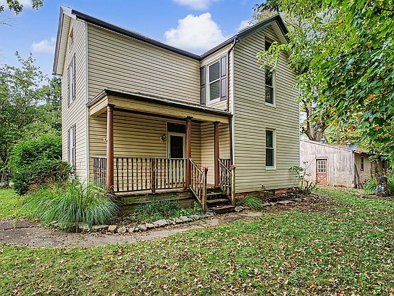 4th image of 10402 Burlington Rd