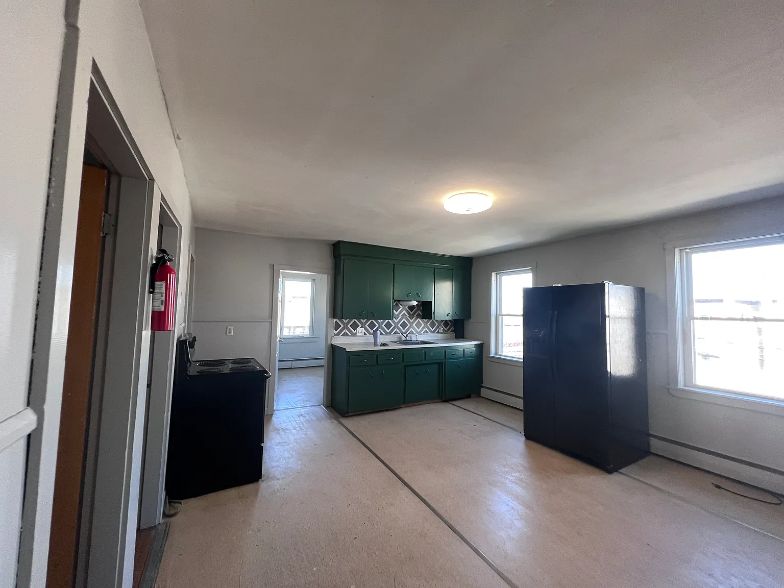 3 bed, $1,650 — Photo 4